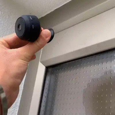 Mini cámara de seguridad con wifi, sensor y visión nocturna 7 87bf24 1cee5549e8ab47a59565629d115b90dbmv2 ezgif.com gif to webp converter