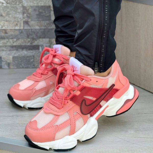 nike chulo aplique wilmer uhellas 125841953