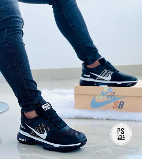 sin titulo 1715034014 husky shoes 1540608653