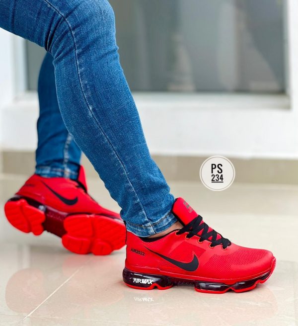 sin titulo 1715034014 husky shoes 1618668377